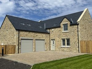 Rear external- click for photo gallery